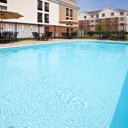 Holiday Inn Express Indianapolis Airport By Ihg Plainfield Servizi foto