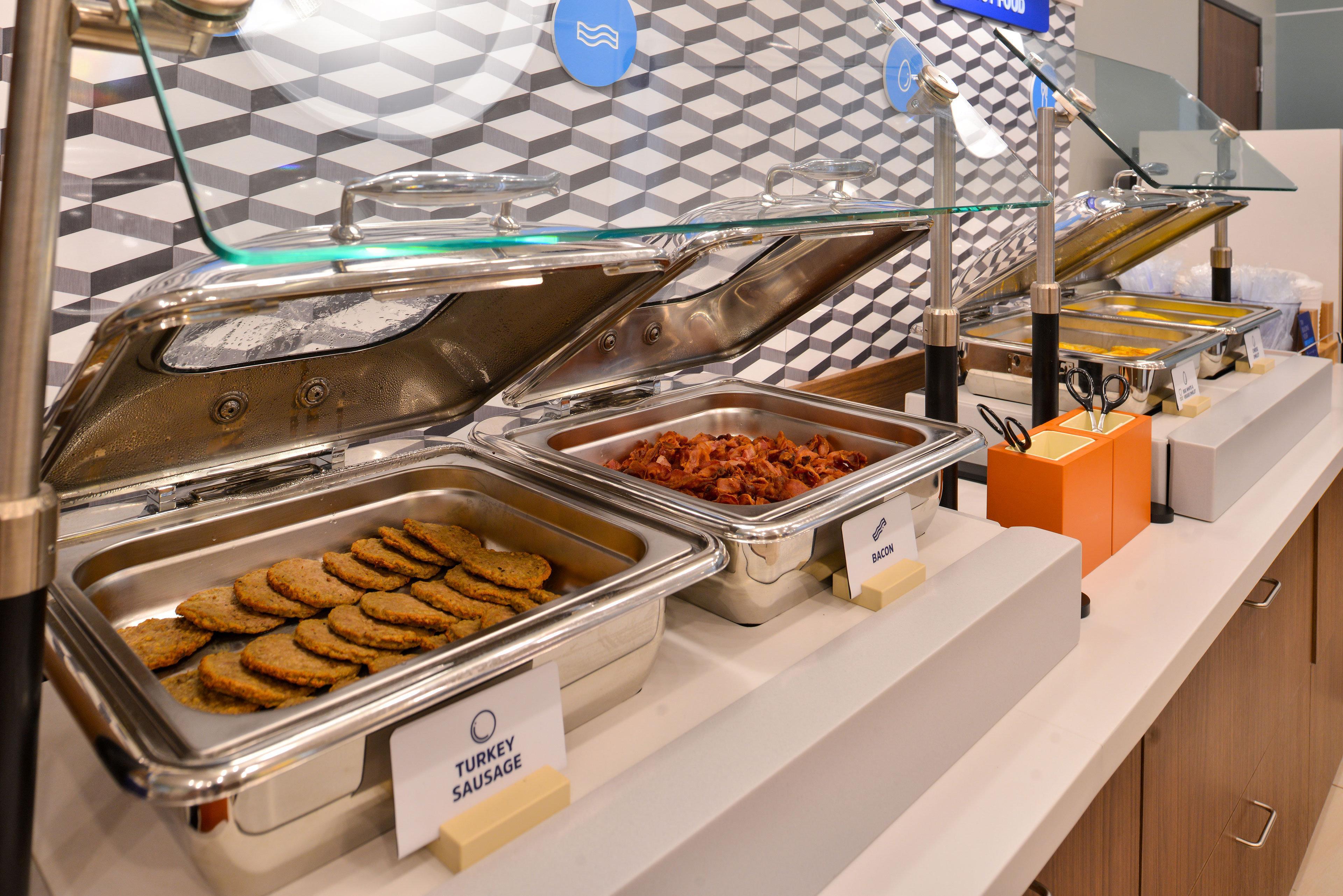 Holiday Inn Express Indianapolis Airport By Ihg Plainfield Esterno foto