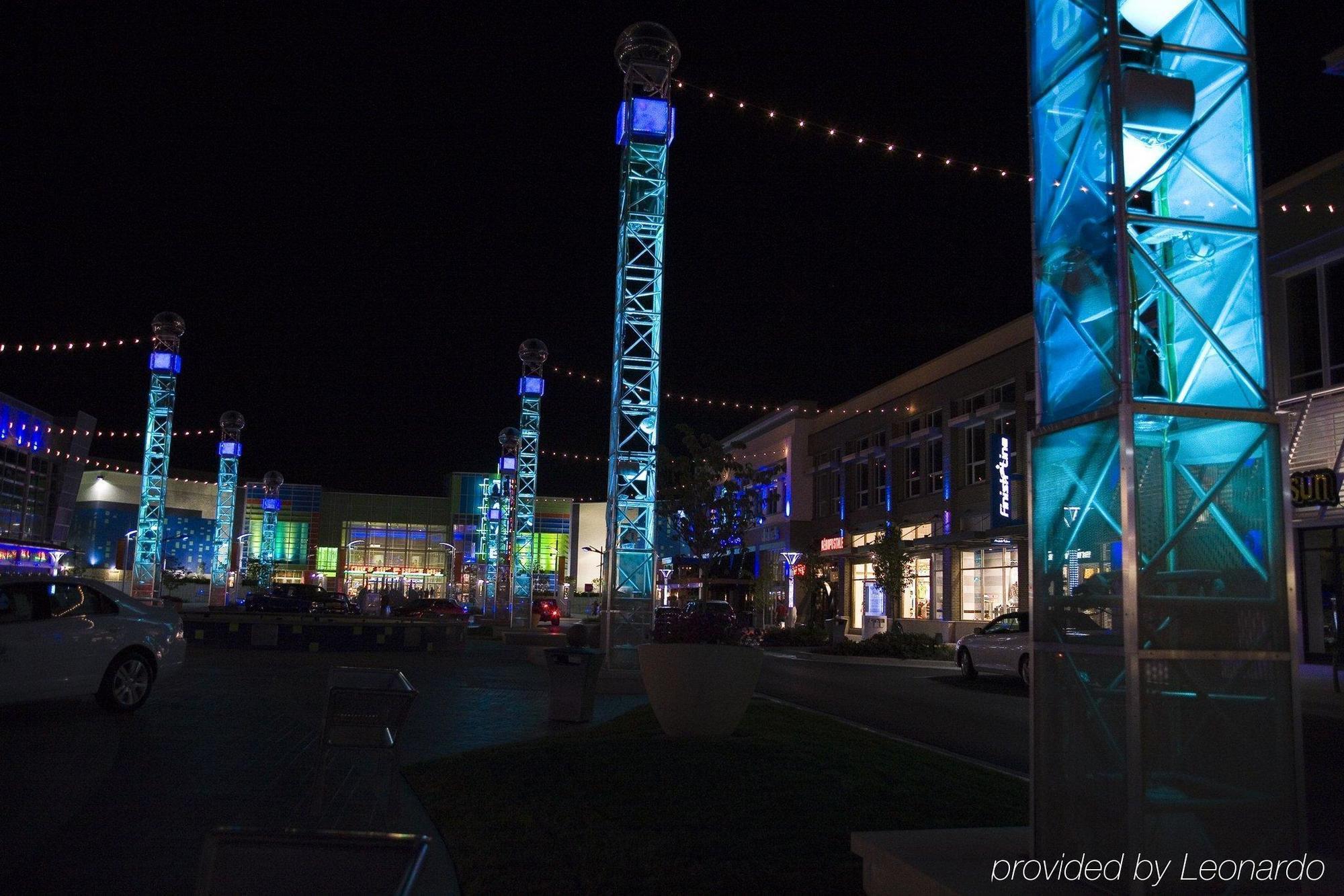 Holiday Inn Express Indianapolis Airport By Ihg Plainfield Esterno foto